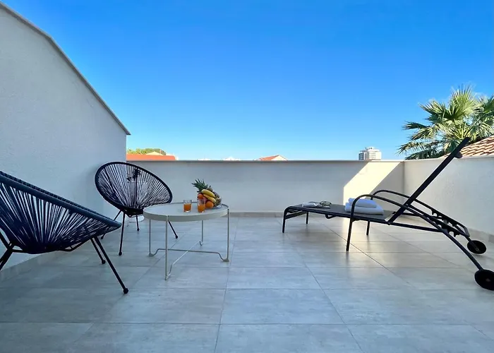 And Matesa ゲストハウス 4*