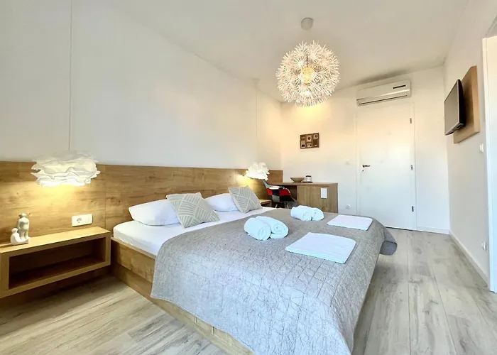 And Matesa ゲストハウス ヴォディツェ