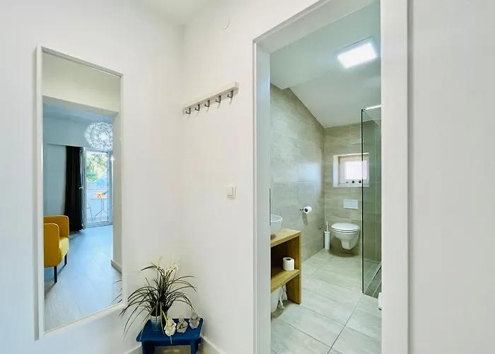 ゲストハウス And Matesa 4*