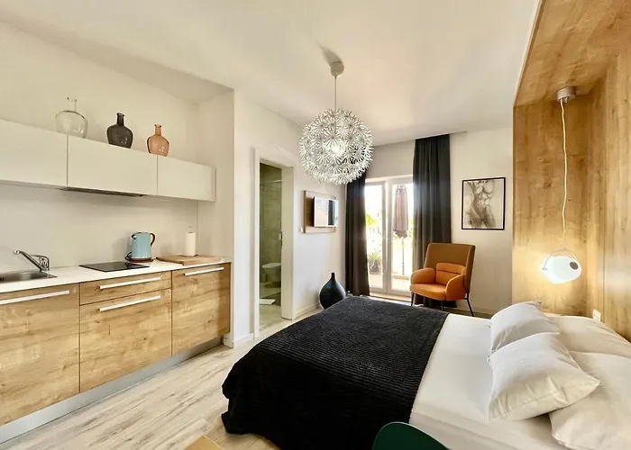 ゲストハウス And Matesa