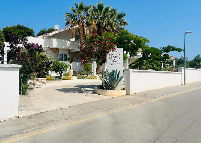And Matesa ゲストハウス 4*